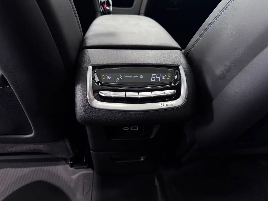 2024 Cadillac XT6 Premium Luxury - Photo 30
