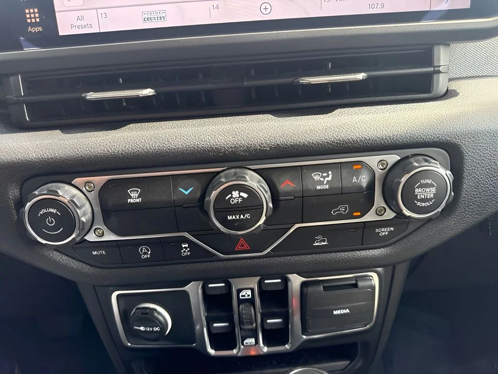 Used 2025 White Jeep Sport image 15
