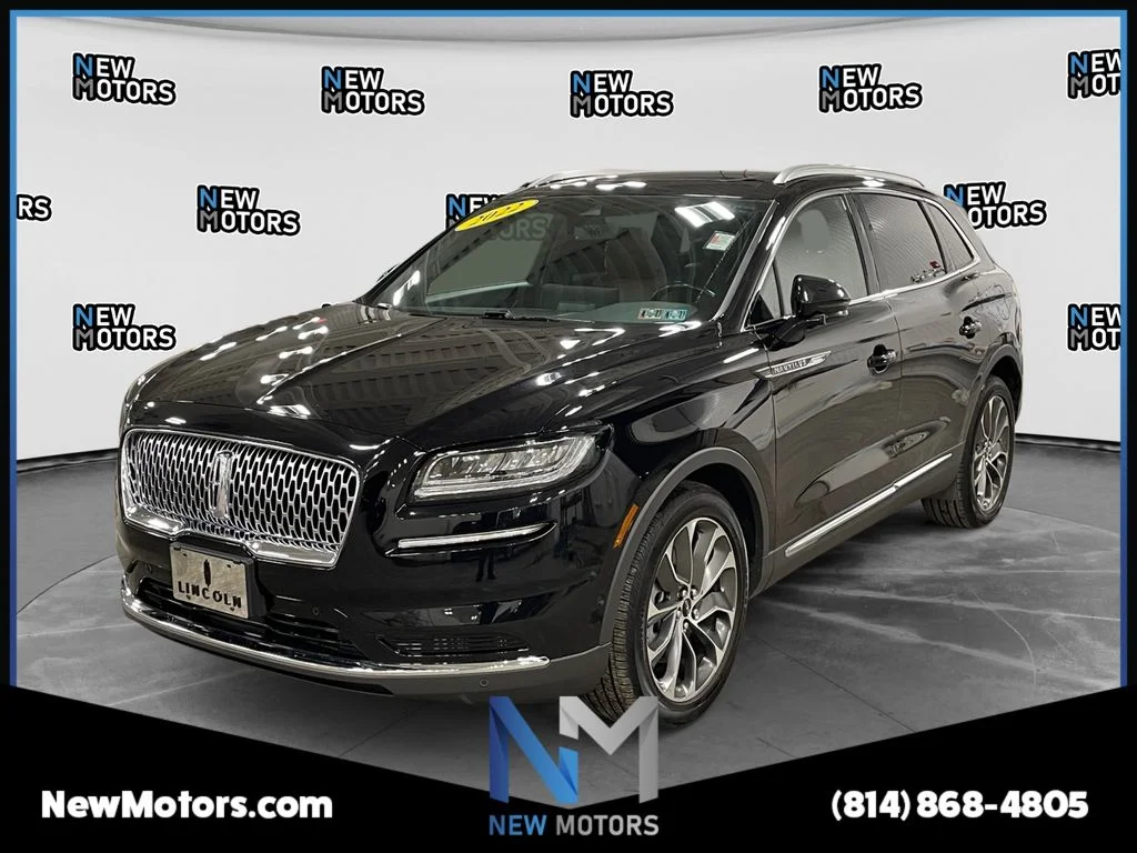 Used 2022 Black Metallic Lincoln Reserve image 1