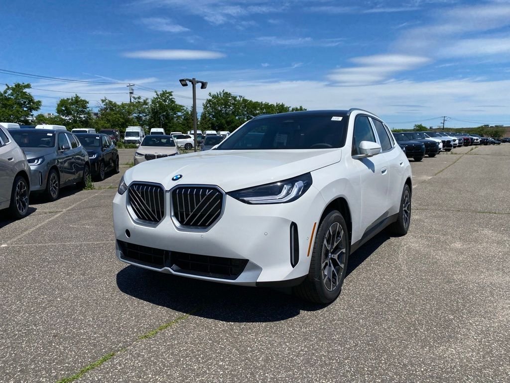 2026 BMW X3 30 XDRIVE's photo