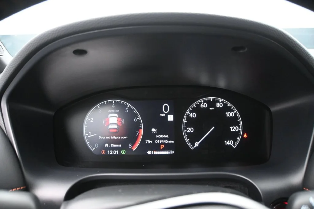 Used 2024  Honda FWD SPORT image 23