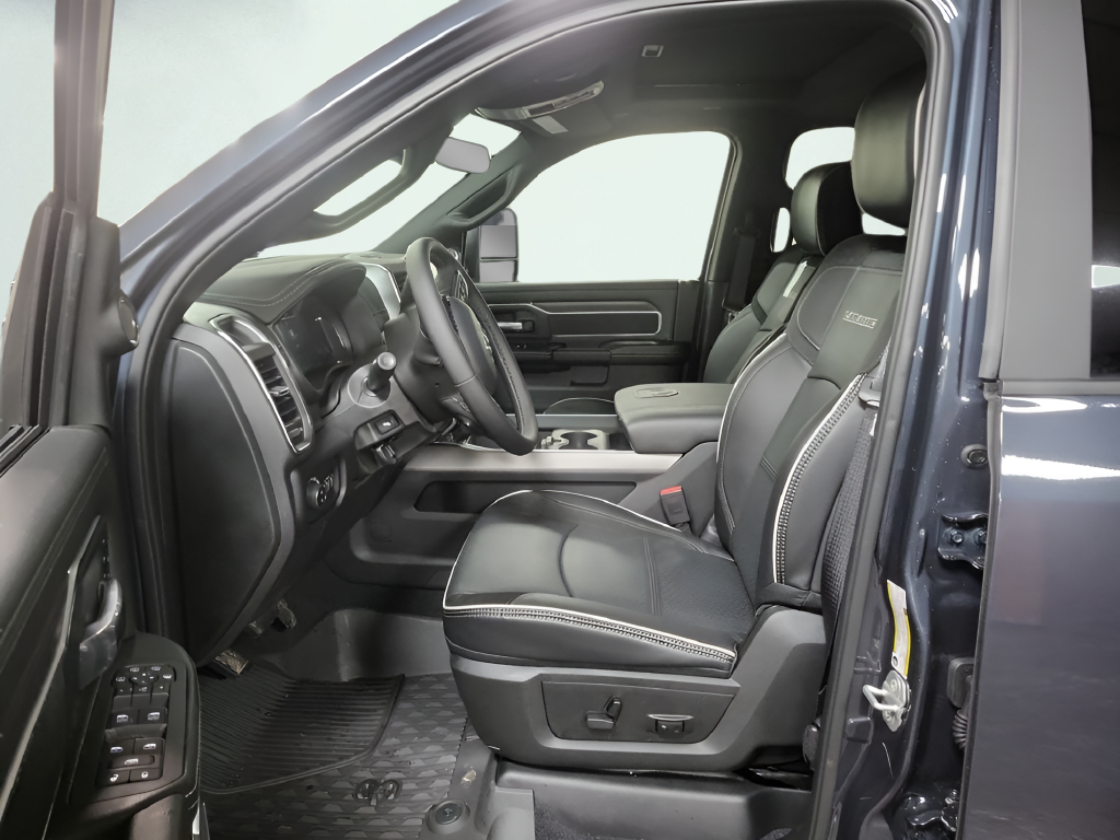 2026 RAM 2500 Laramie - Photo 9