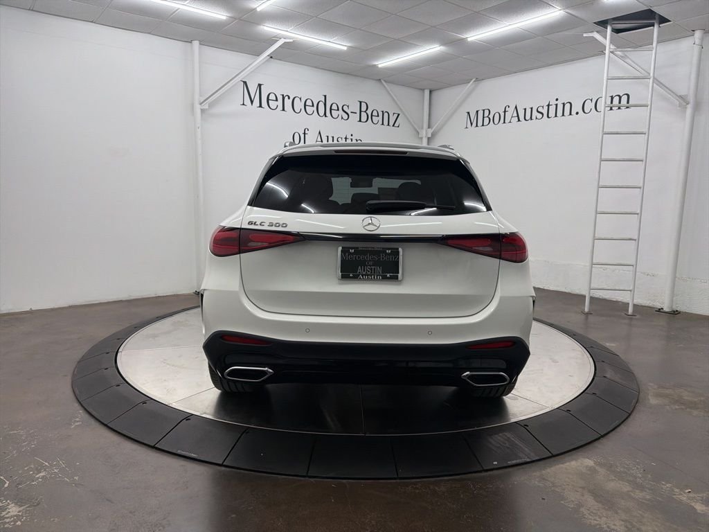 Used 2026 White Mercedes-Benz GLC 300 image 6