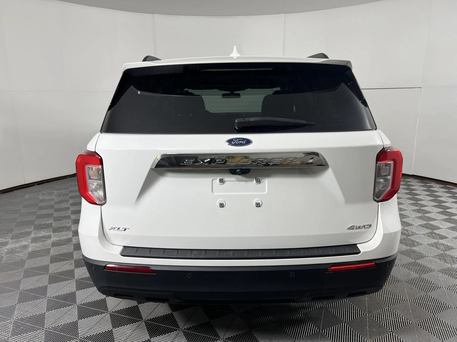 Used 2022 Star White Ford XLT image 9