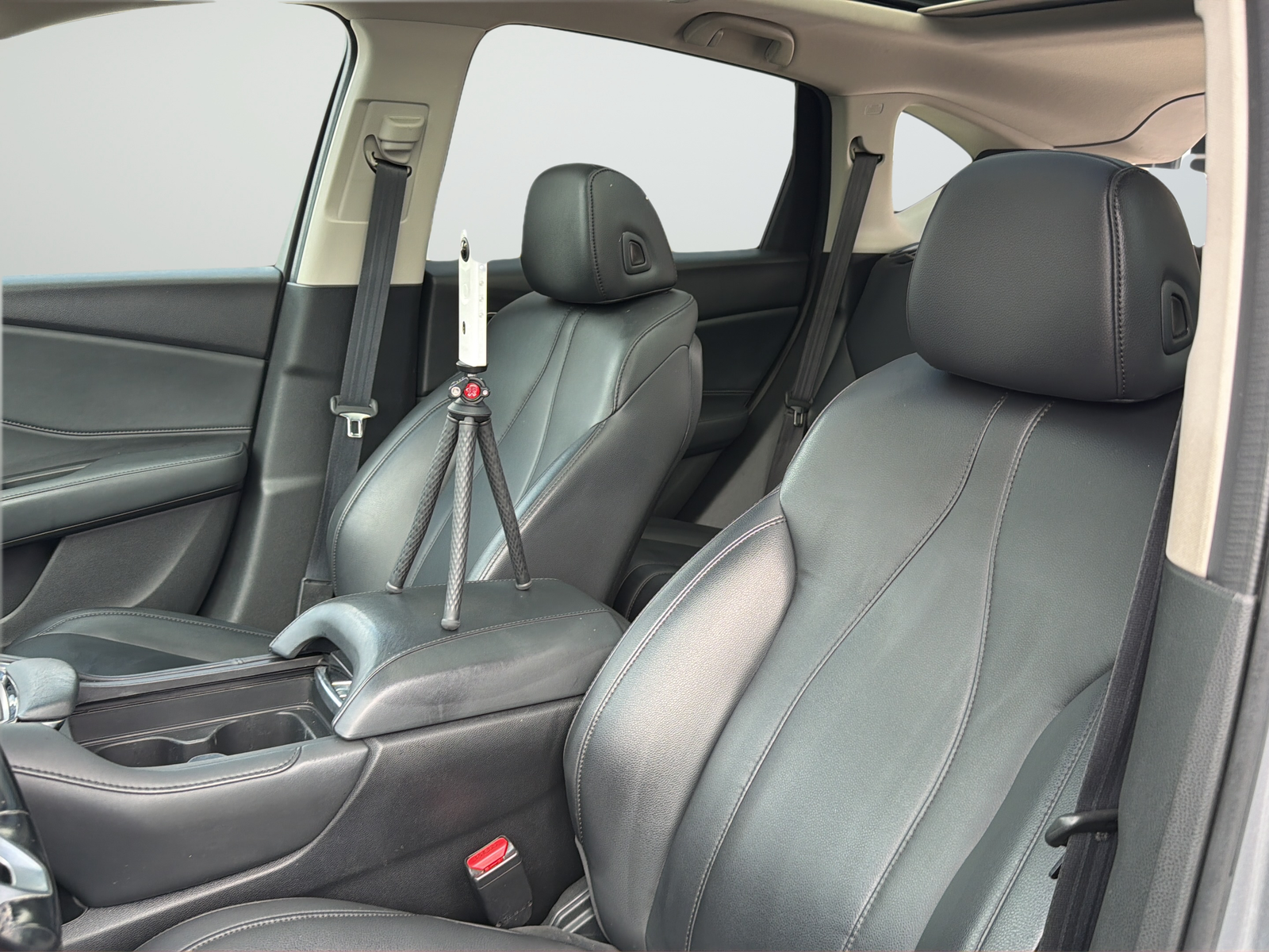 Used 2021 Silver Acura Base image 32