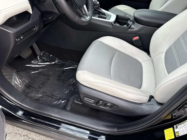 Used 2021 Black Toyota XLE Premium image 19