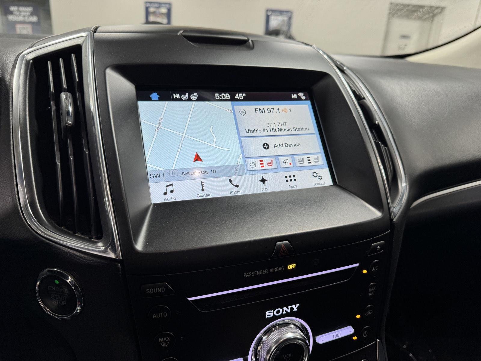 2017 Ford Edge Titanium - Photo 25