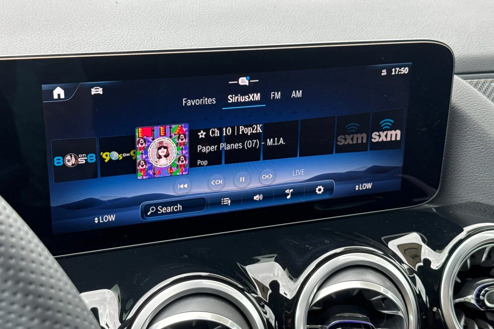 New 2026 Cirrus Silver Metallic Mercedes-Benz GLA 35 AMG® image 15
