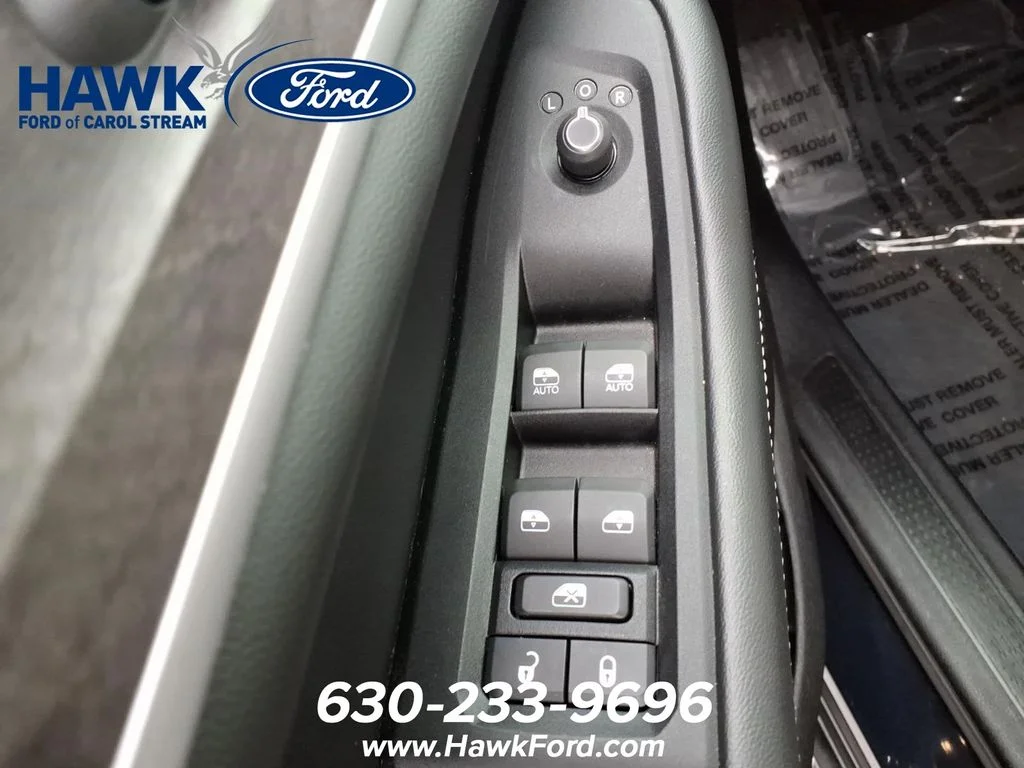 Used 2023 Black Jeep Limited image 17