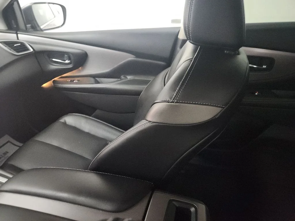 Used 2024 Gray Nissan SL image 12