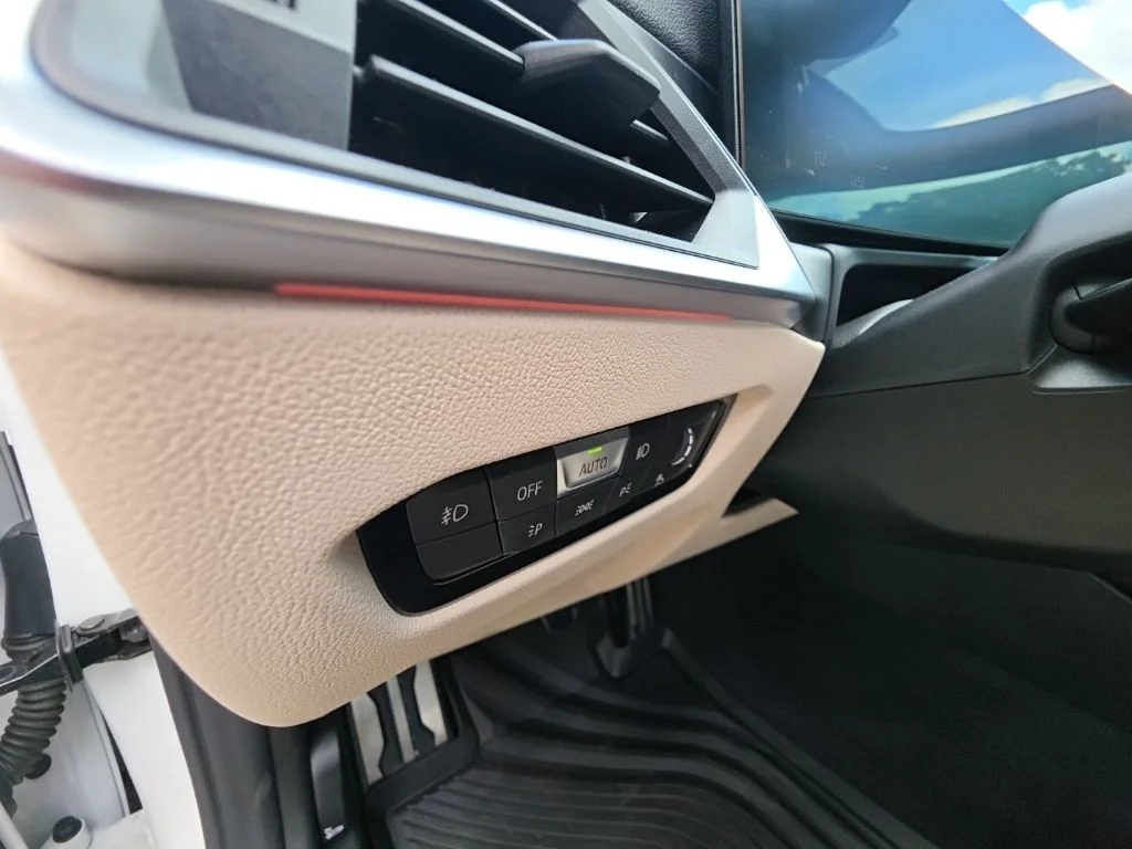 Used 2024 White BMW 430i image 16