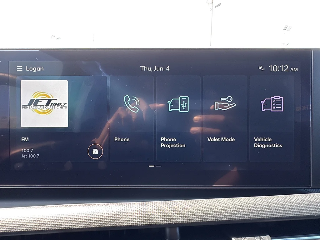 Used 2025 Atlas White Hyundai  image 22