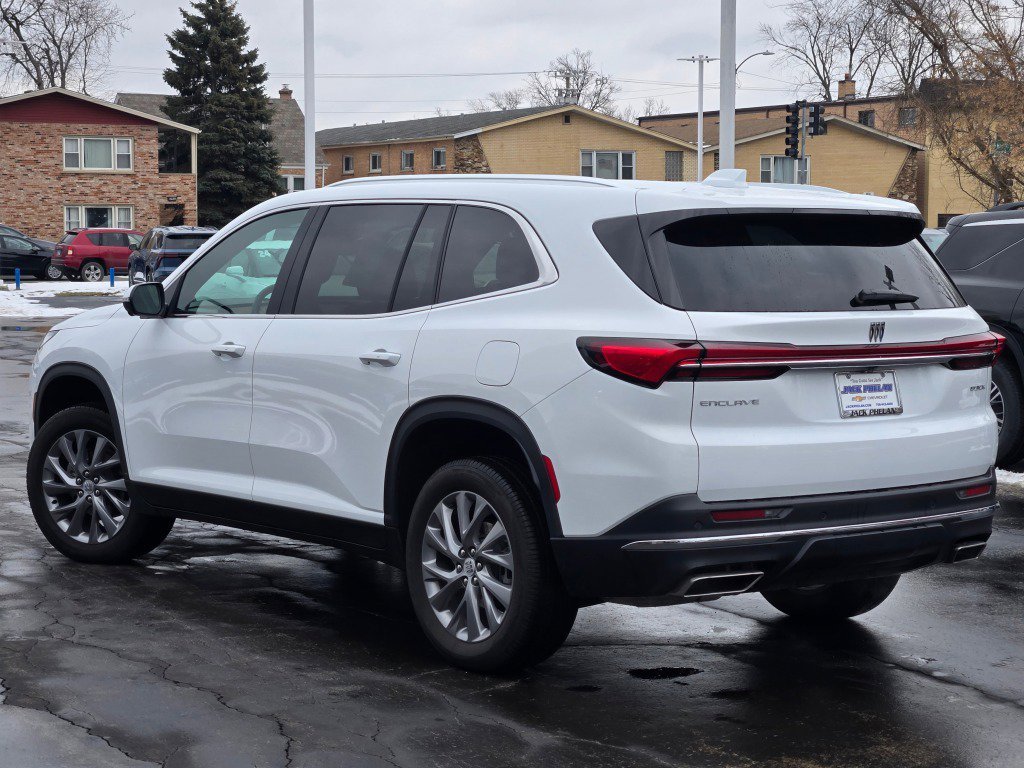 2025 Buick Enclave Preferred - Photo 17