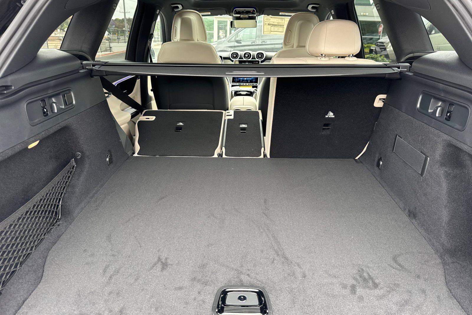 Used 2026 Black Mercedes-Benz GLC 300 image 38
