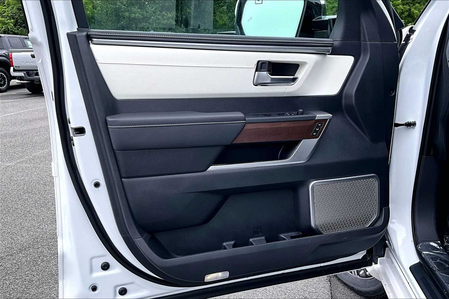 2025 Toyota Tundra Capstone - Photo 10