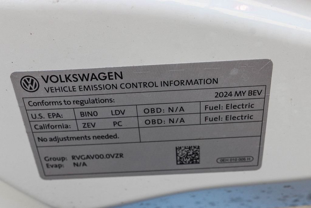 Certified Used 2024 White Volkswagen S image 27