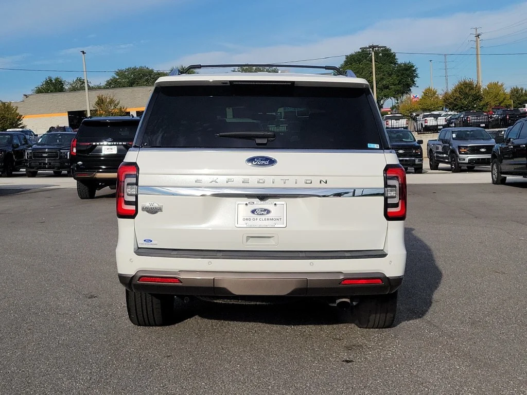 Used 2022 Star White Ford King Ranch image 4