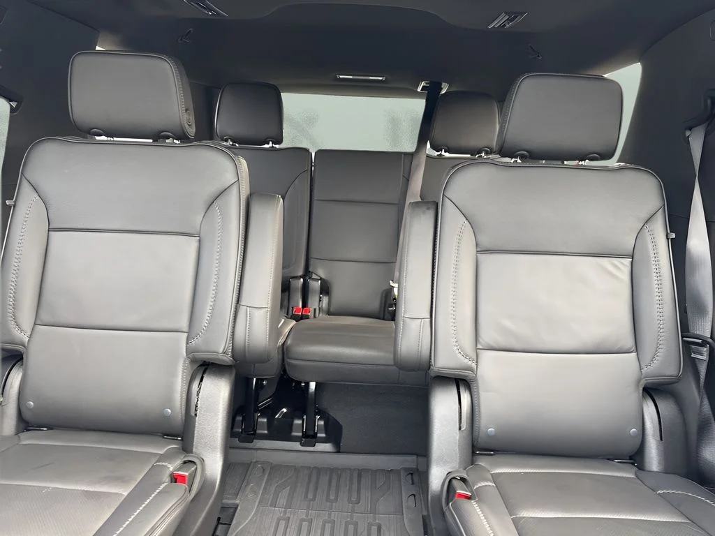 Used 2024 Black GMC Denali image 13