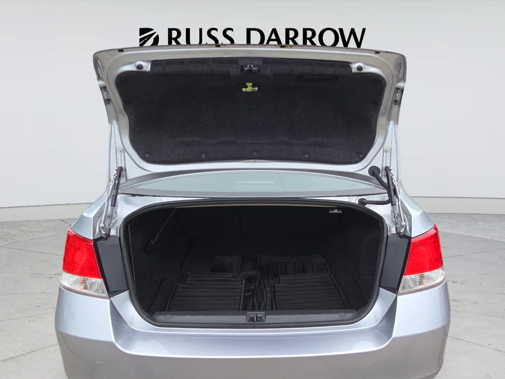 Used 2012  Subaru 2.5i image 23
