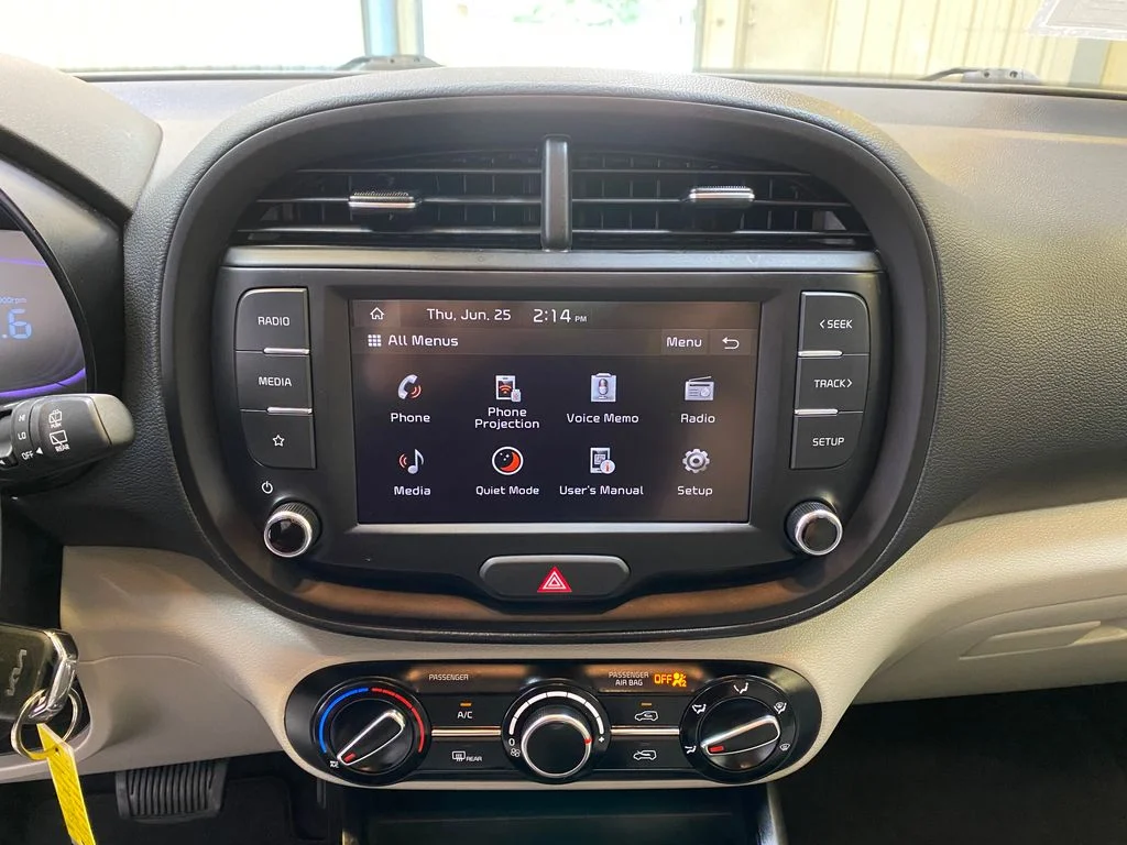 Used 2025 White Kia LX image 37