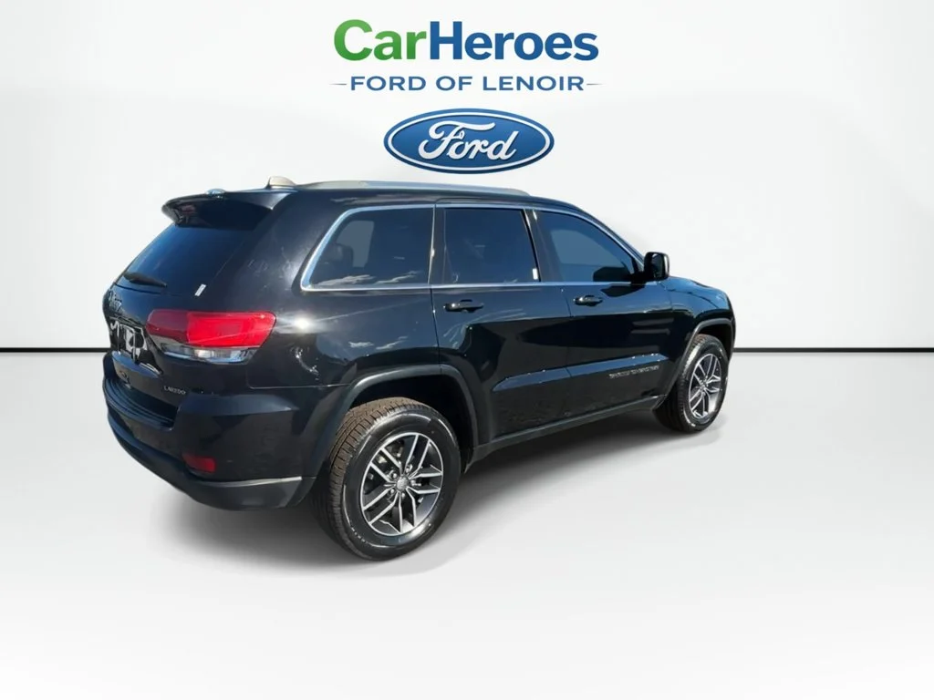 Used 2018 Jeep Grand Cherokee Laredo E with VIN 1C4RJFAGXJC406175 for sale in Lenoir, NC
