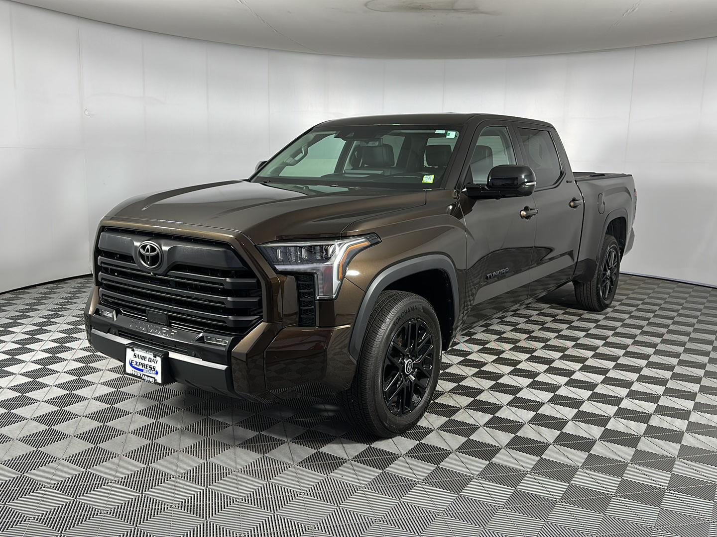 Used 2024 Smoked Mesquite Toyota Limited image 3