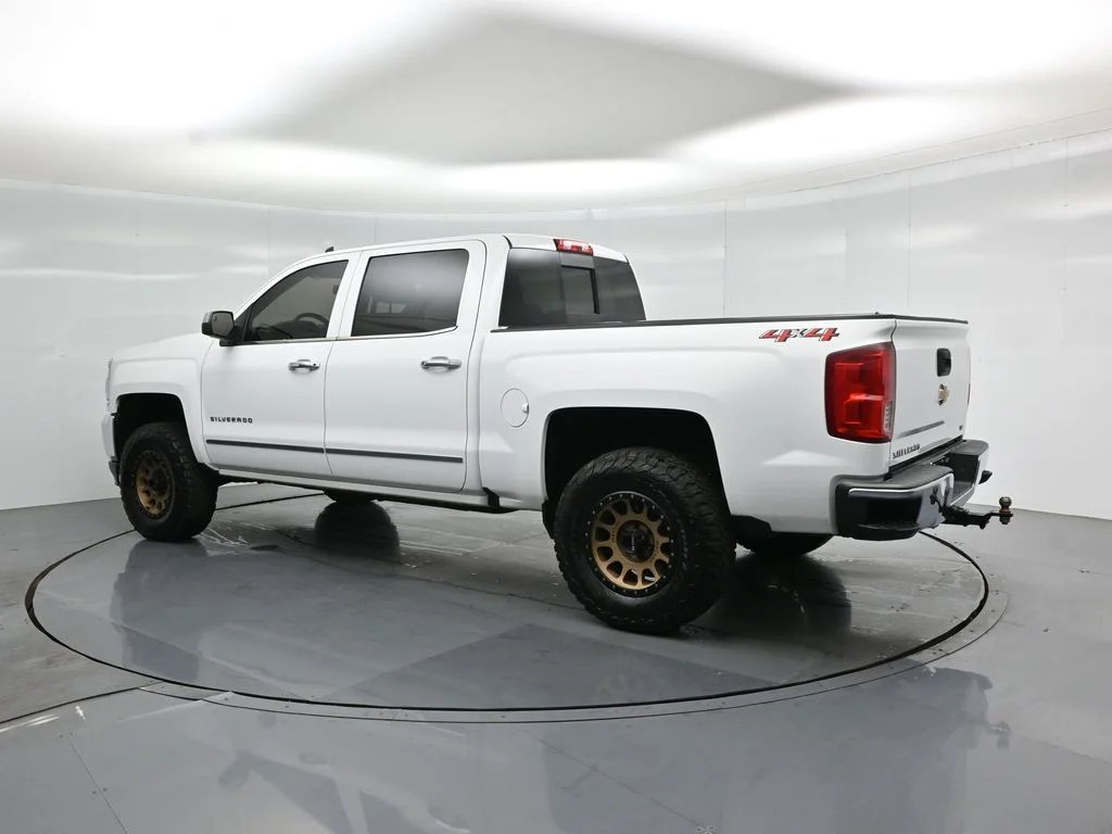 Used 2018 White Chevrolet LTZ image 6