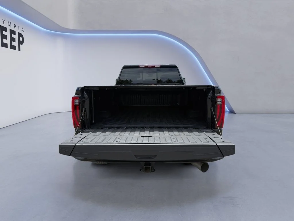 Used 2025 Black GMC Denali image 21