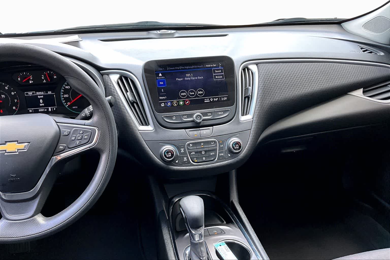 Used 2024 Summit White Chevrolet LT image 7