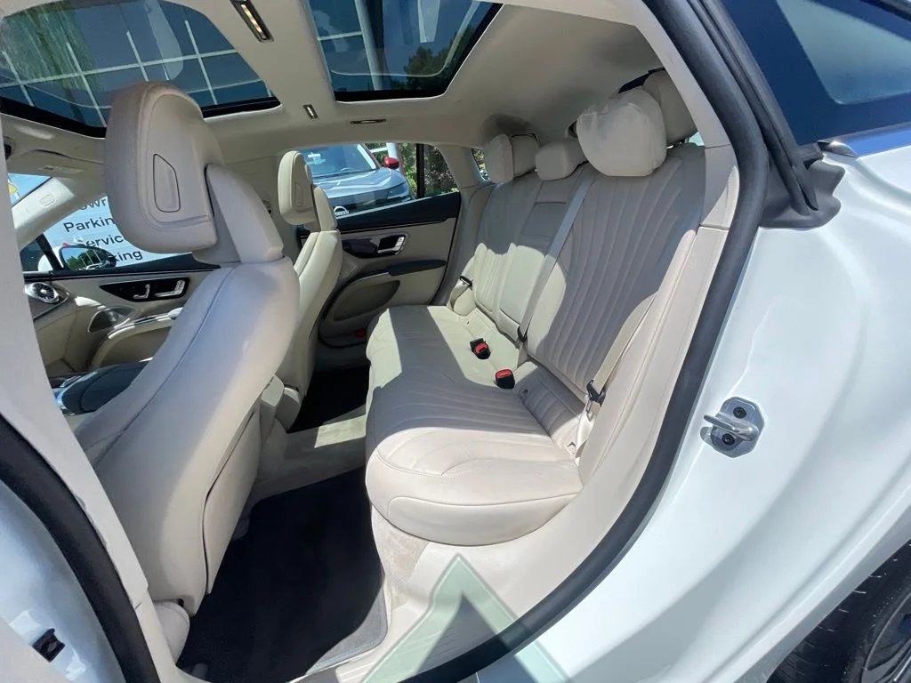Used 2022 White Mercedes-Benz 450 image 19