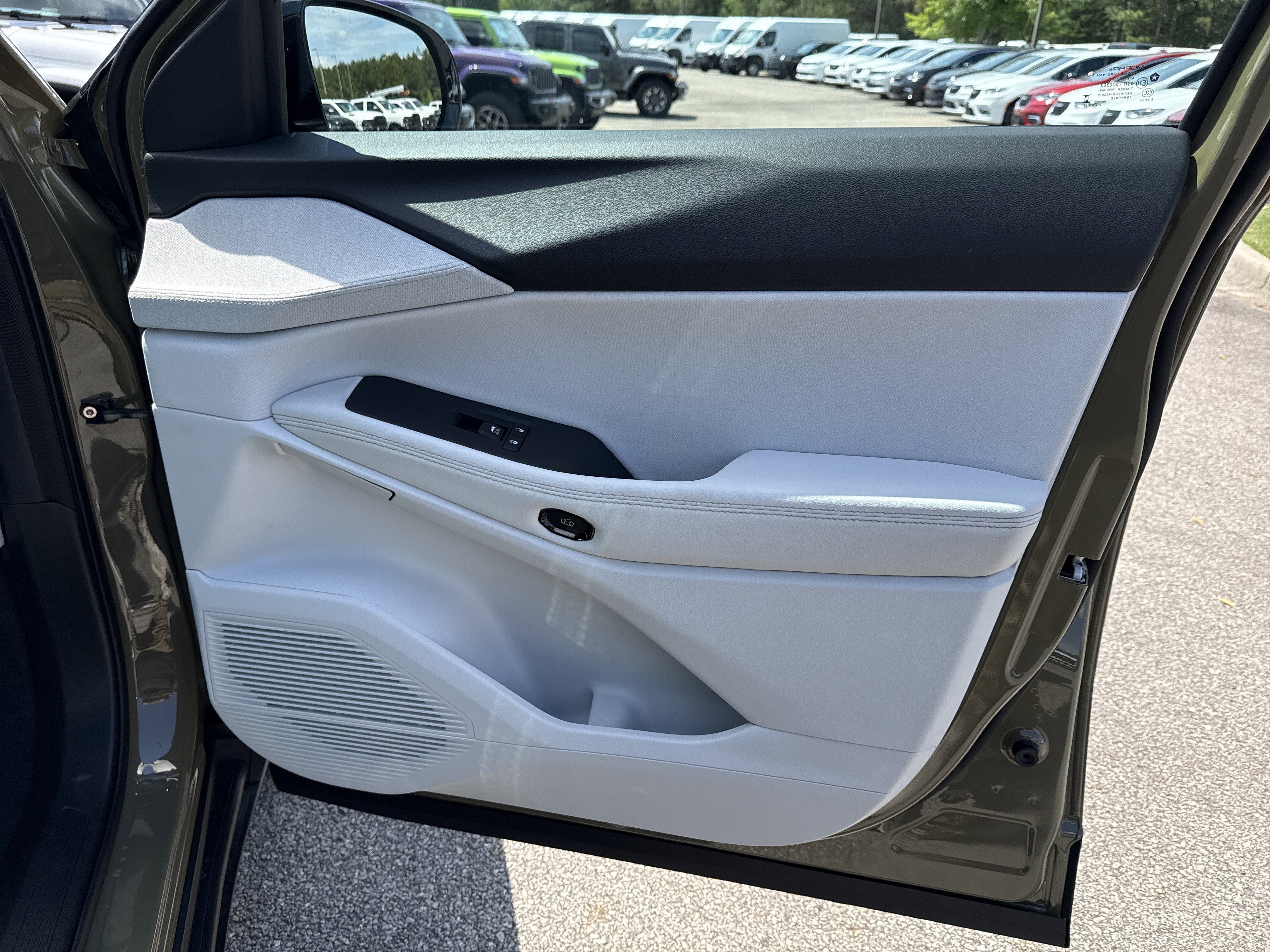 New 2026 41 Exterior Paint Jeep Laredo image 15