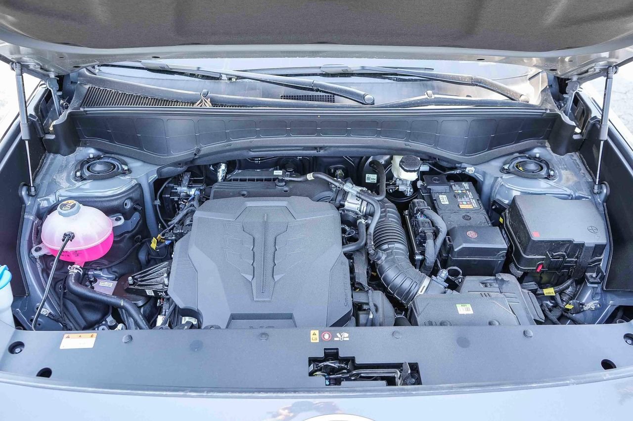 New 2026 Gray Hyundai SEL Premium image 28