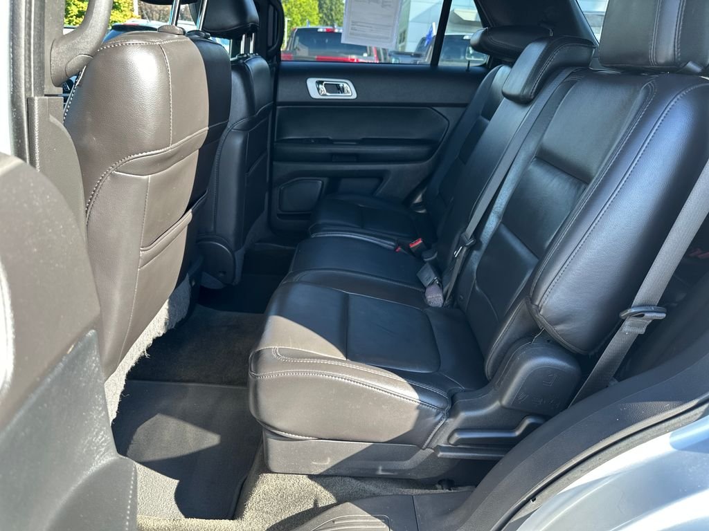 Used 2015 Silver Ford XLT image 15