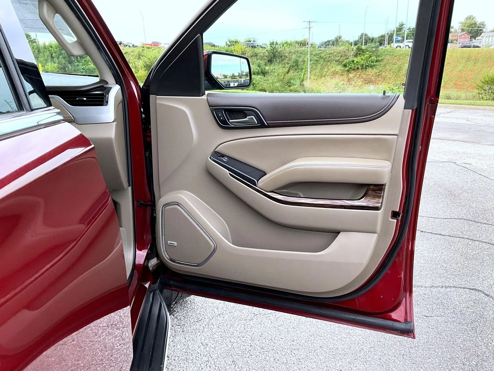 Used 2018 Red GMC SLT image 16