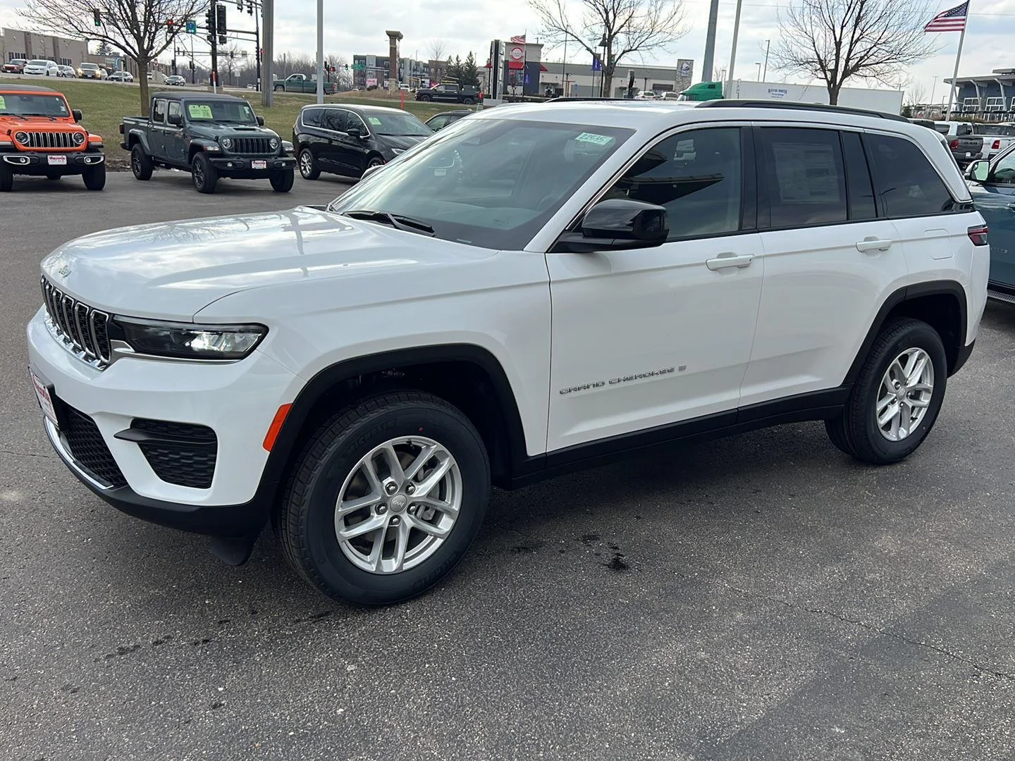 New 2026 Bright White Clearcoat Jeep Laredo X image 1
