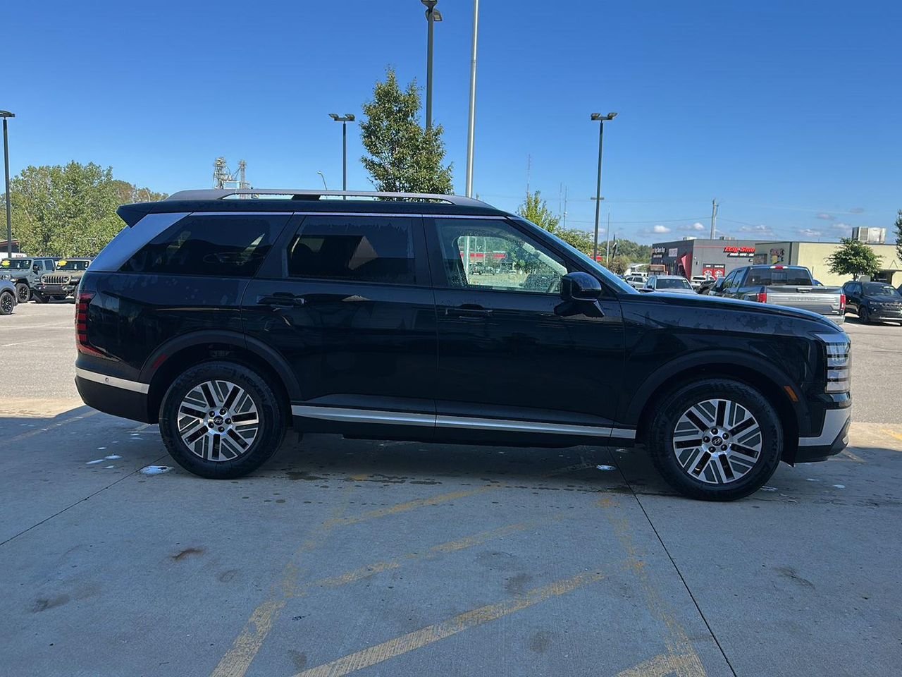 New 2027 Abyss Black Pearl Hyundai SEL Premium 7P image 4