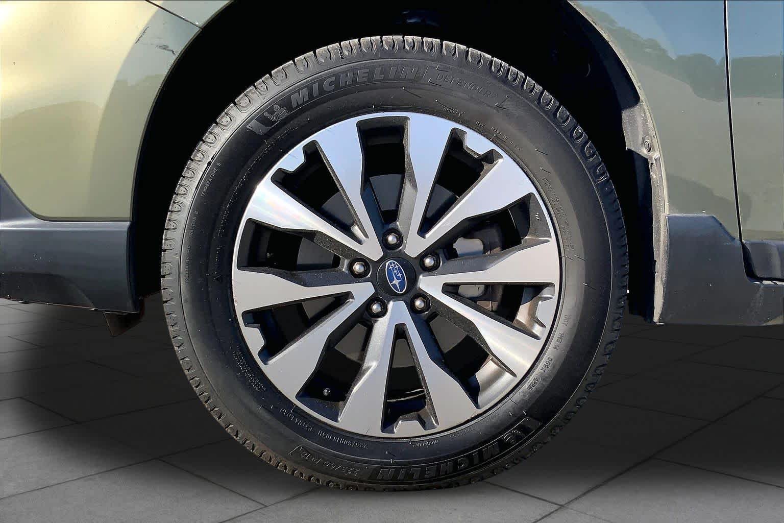Used 2017 Wilderness Green Metallic Subaru Limited image 11