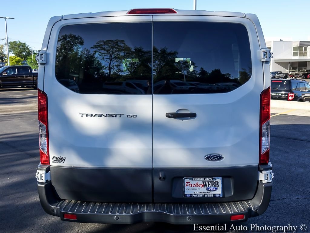 Used 2018 Oxford White Ford XL Low Roof 8 Passenger image 6