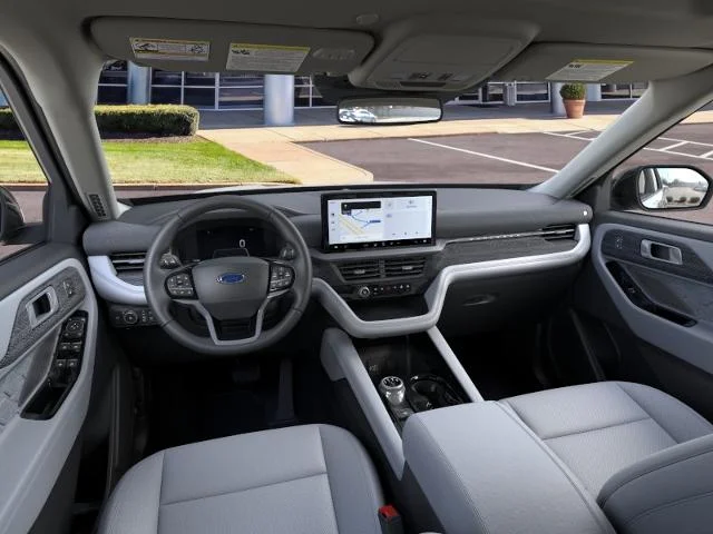 New 2026 Star White Metallic Tri-Coat Ford Platinum™ image 9