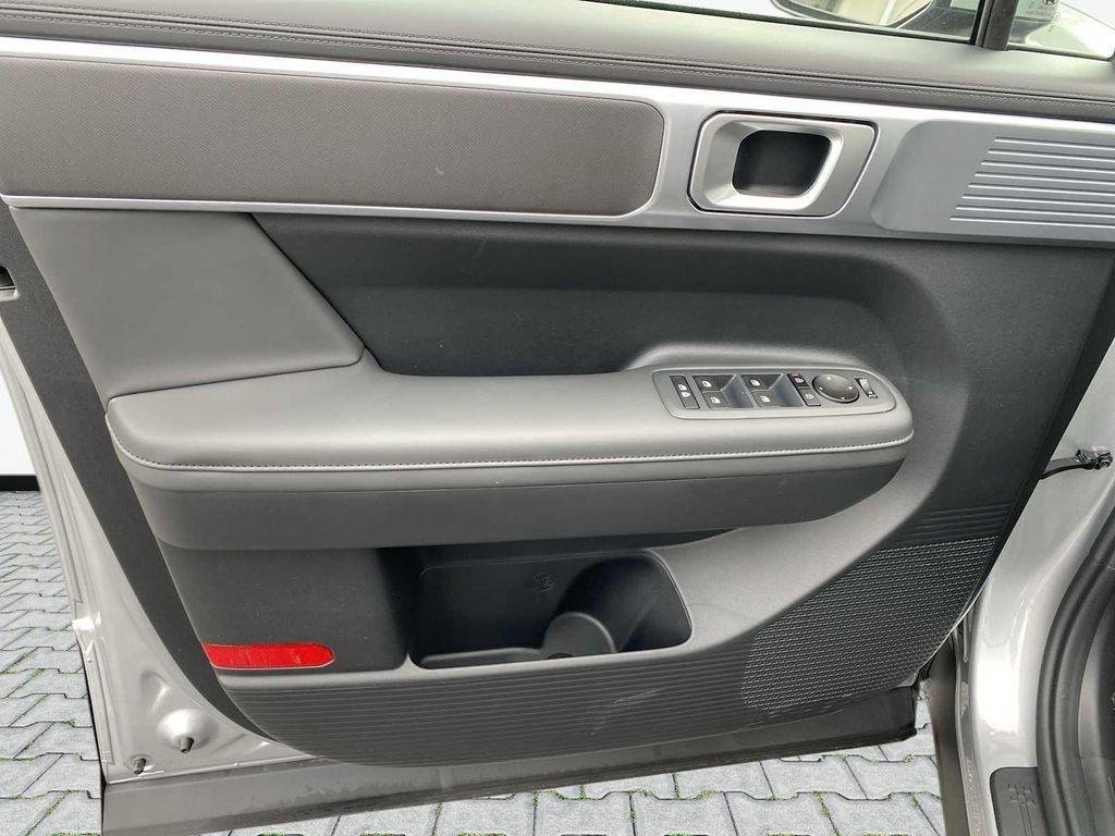 New 2026 Silver Hyundai SEL FWD image 28