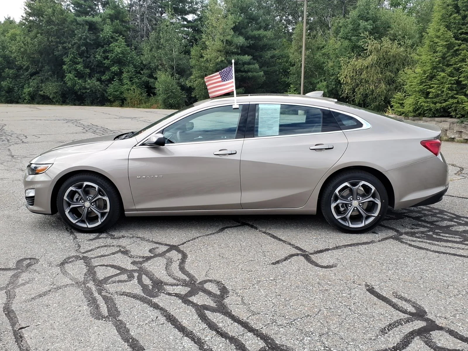 Used 2024 Mineral Gray Metallic Chevrolet LT image 6