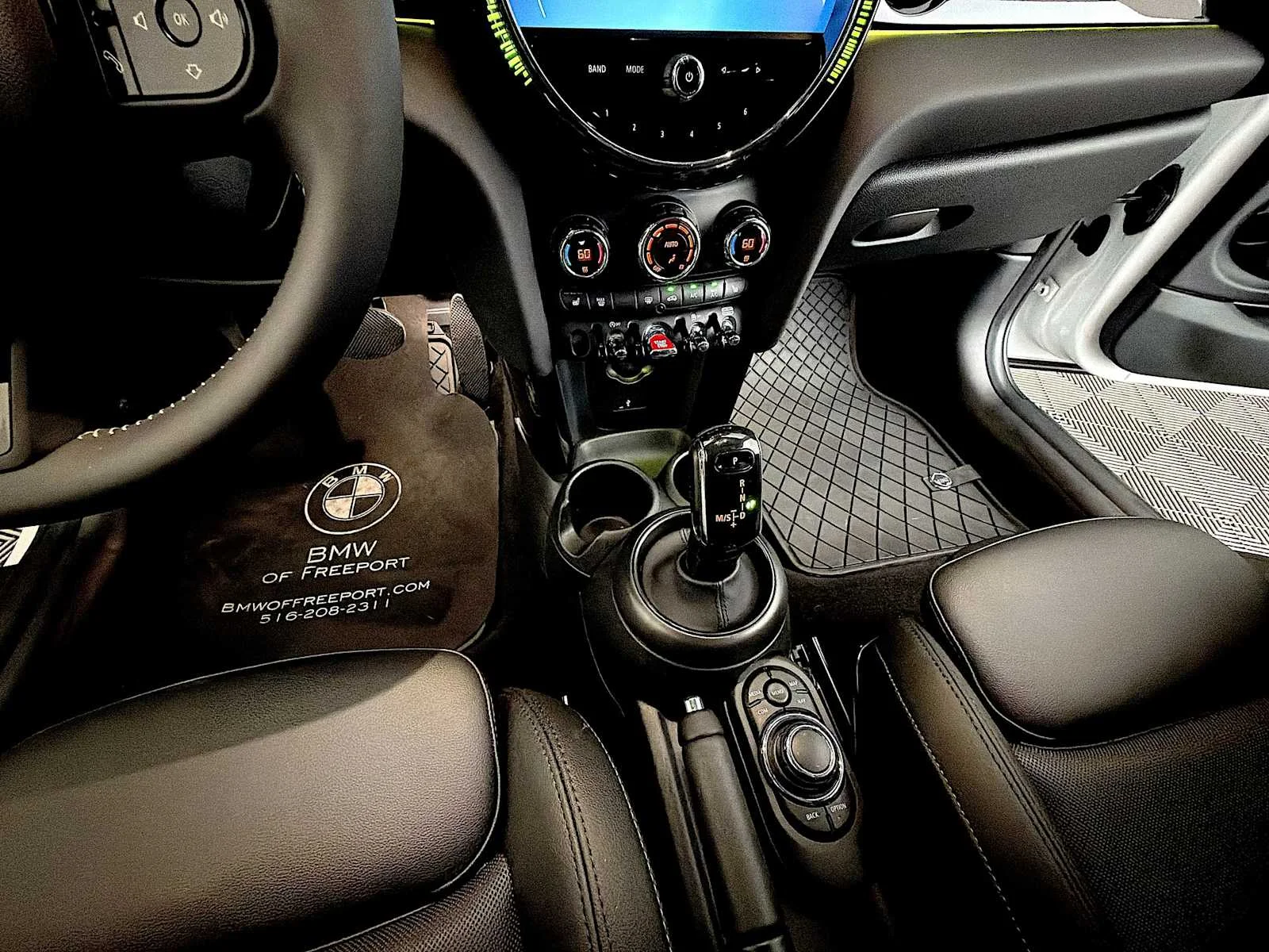 Used 2024 Nanuq White Metallic MINI Cooper S image 18