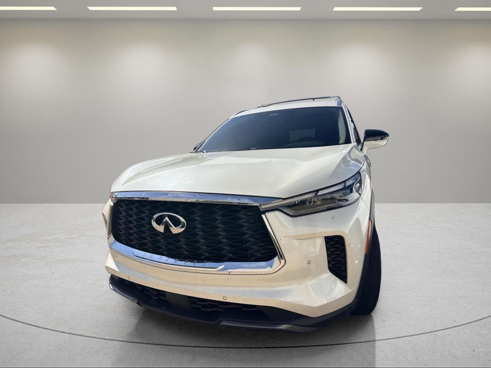 Used 2024 Majestic White INFINITI SENSORY image 5