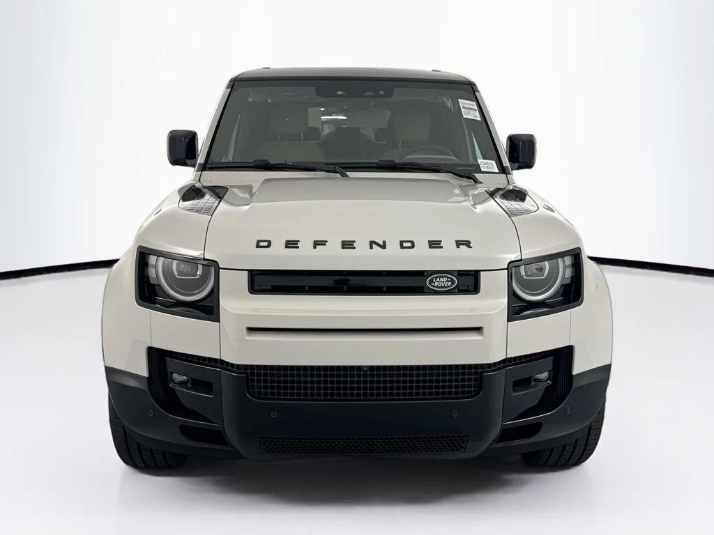 New 2026 Borasco Grey Land Rover X-Dynamic SE image 2