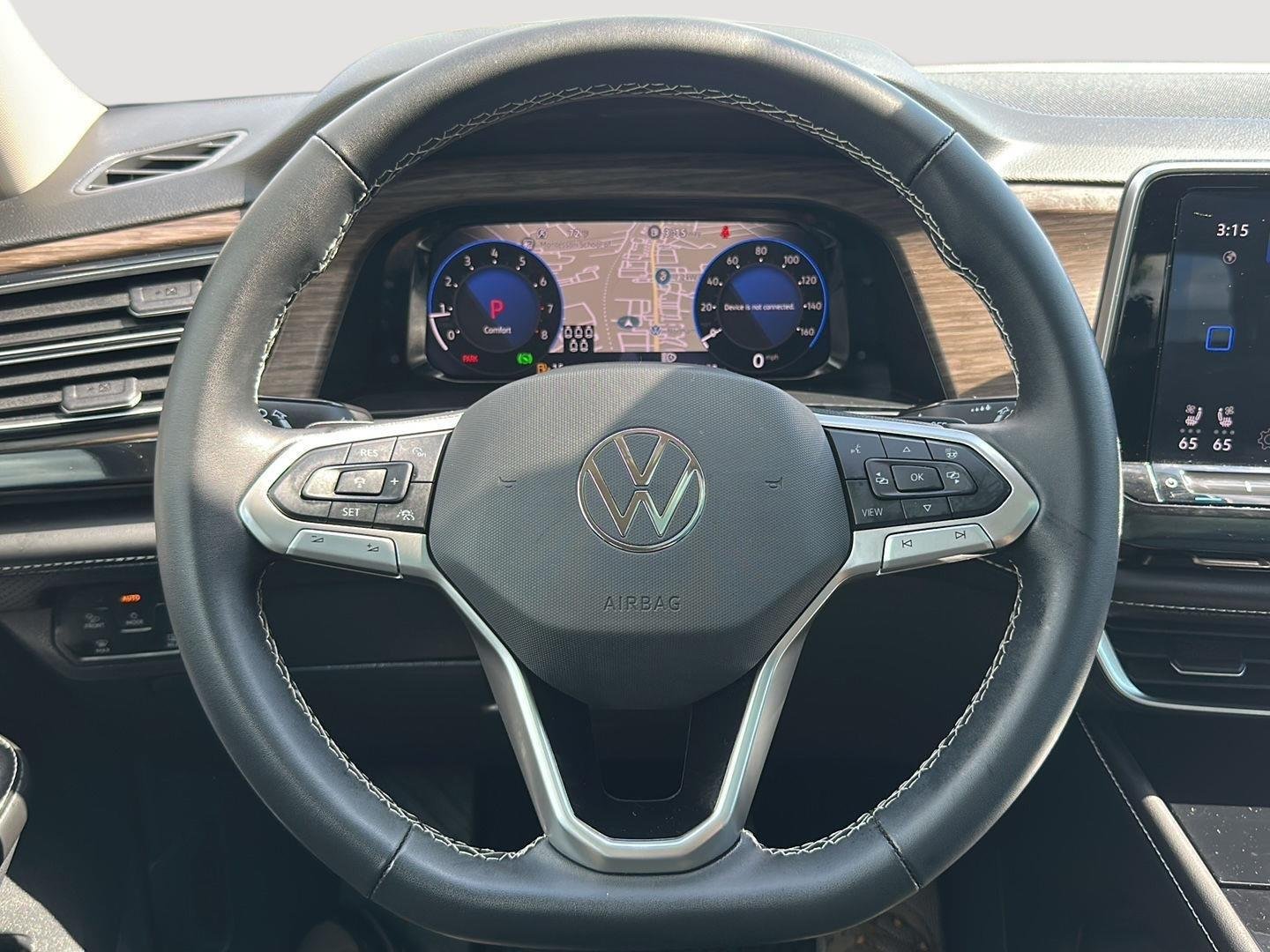 Used 2024 Silver Mist Metallic Volkswagen 2.0T SEL image 30