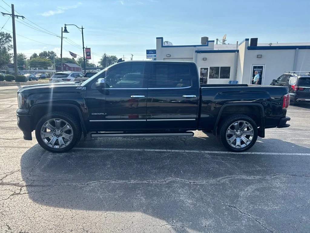 Used 2017 Black GMC Denali image 7