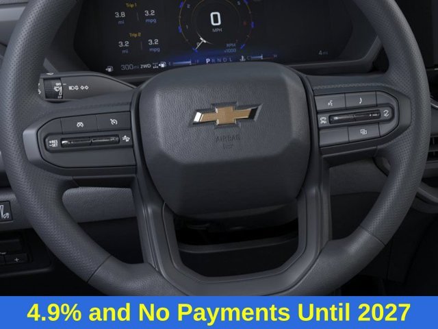 New 2026 Summit White Chevrolet WT image 21