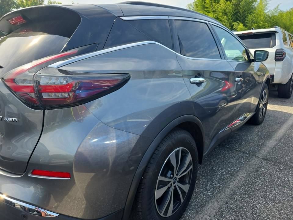 Used 2023 Gray Nissan SV image 2