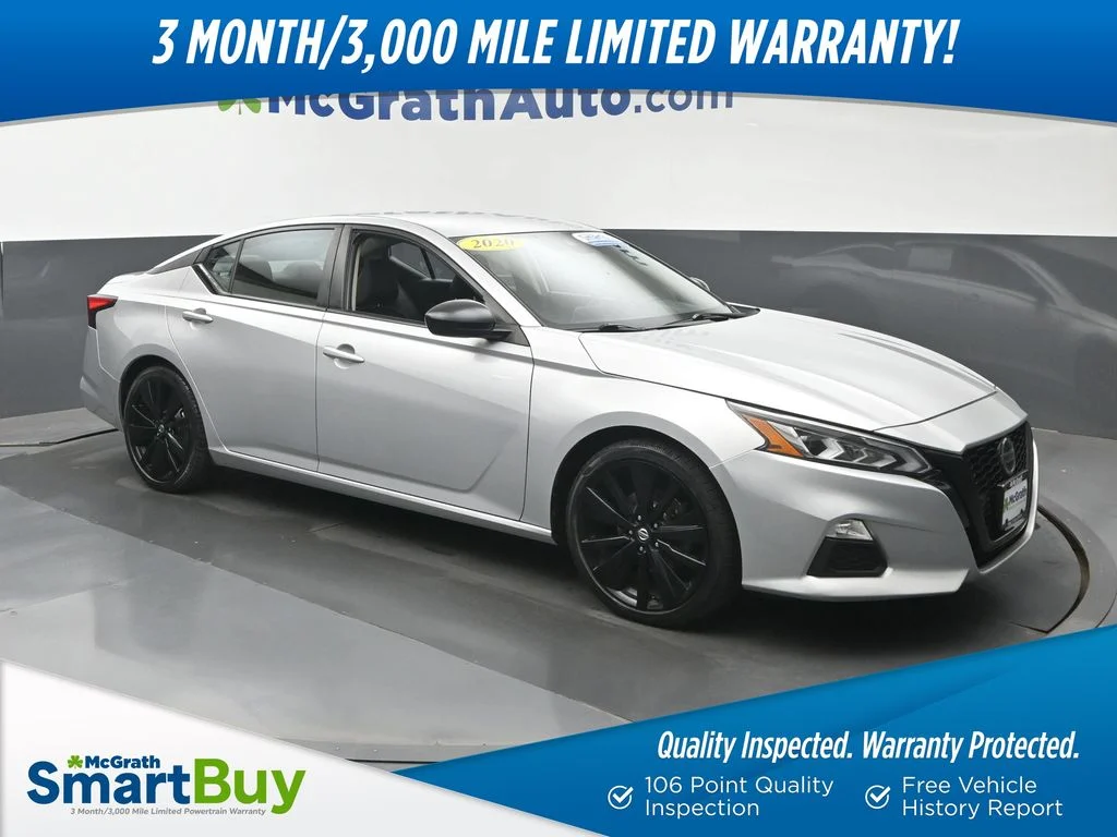 Used 2020 Silver Nissan 2.5 SR image 1