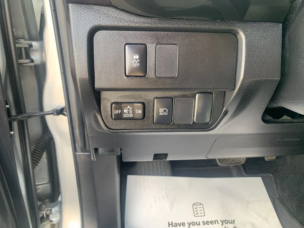 Used 2023 Silver Toyota SR image 31